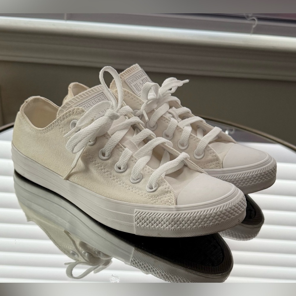 Converse Chuck Taylor White Low-Top Sneakers